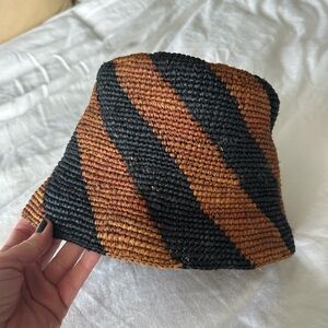 Woven Bucket Hat in Black and Rust